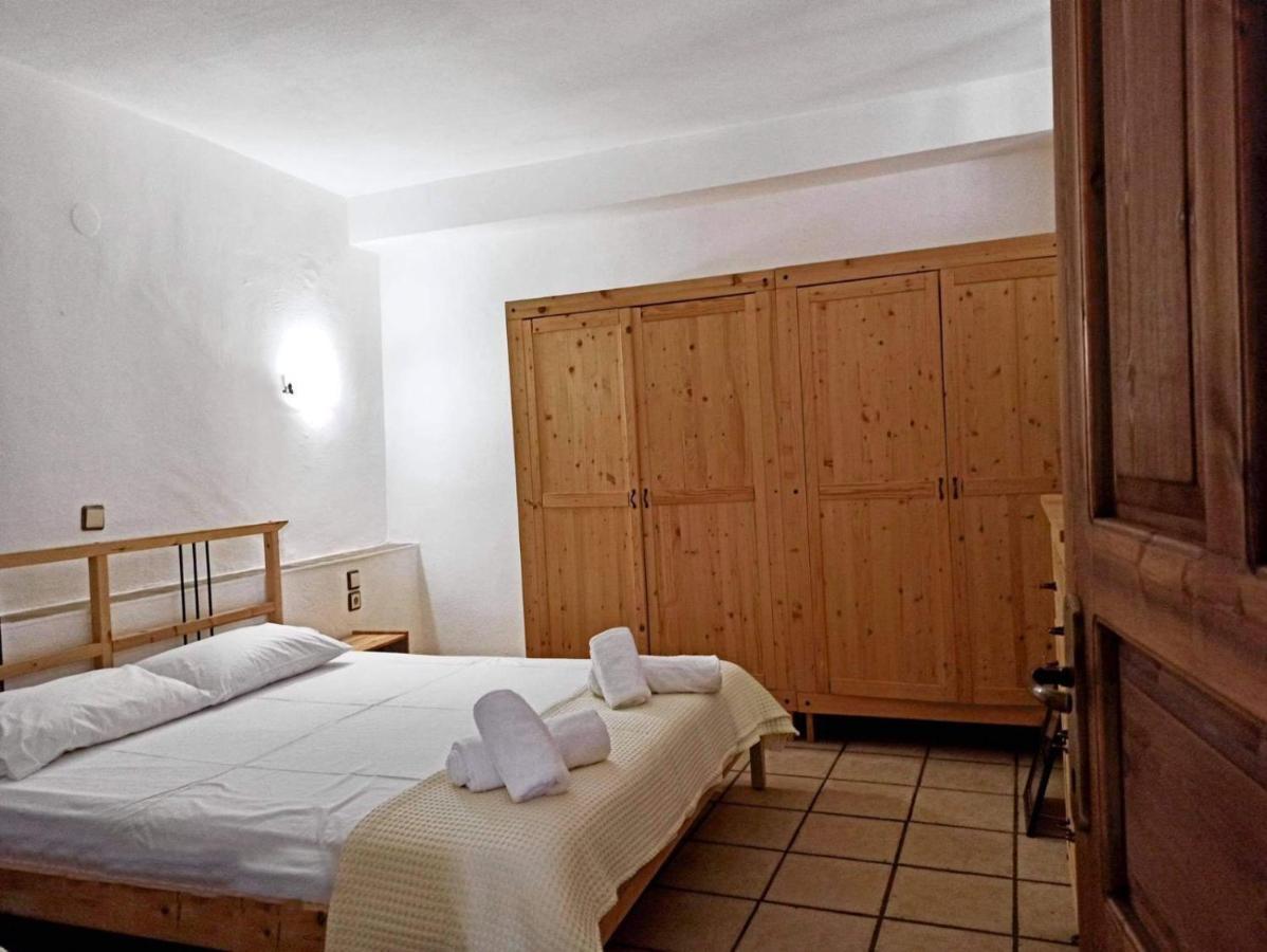 Pantheon Apartment Serres Luaran gambar